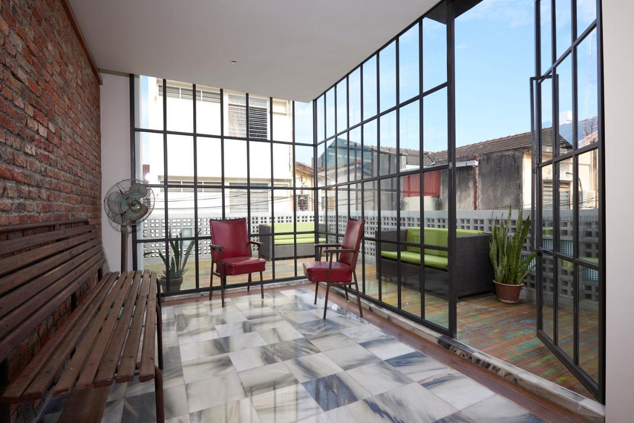 Macalister Terraces Hotel Джордж Таун Екстериор снимка